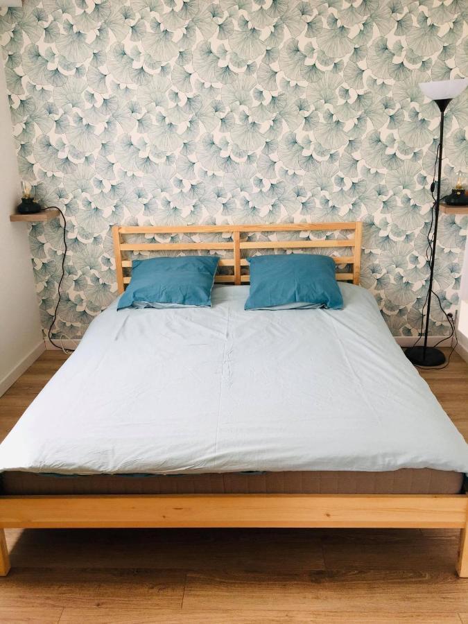 Bleu Sale - F2 Courseulles Avec Balcon Appartement Buitenkant foto