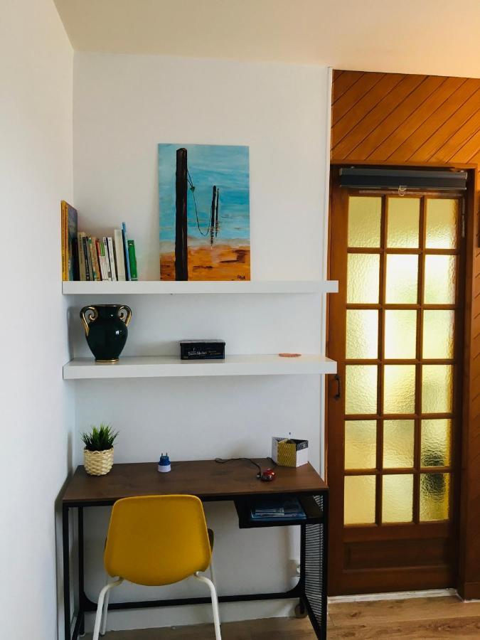 Bleu Sale - F2 Courseulles Avec Balcon Appartement Buitenkant foto
