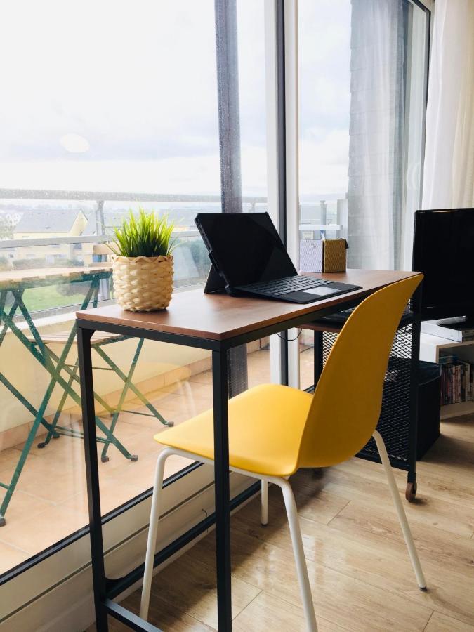 Bleu Sale - F2 Courseulles Avec Balcon Appartement Buitenkant foto